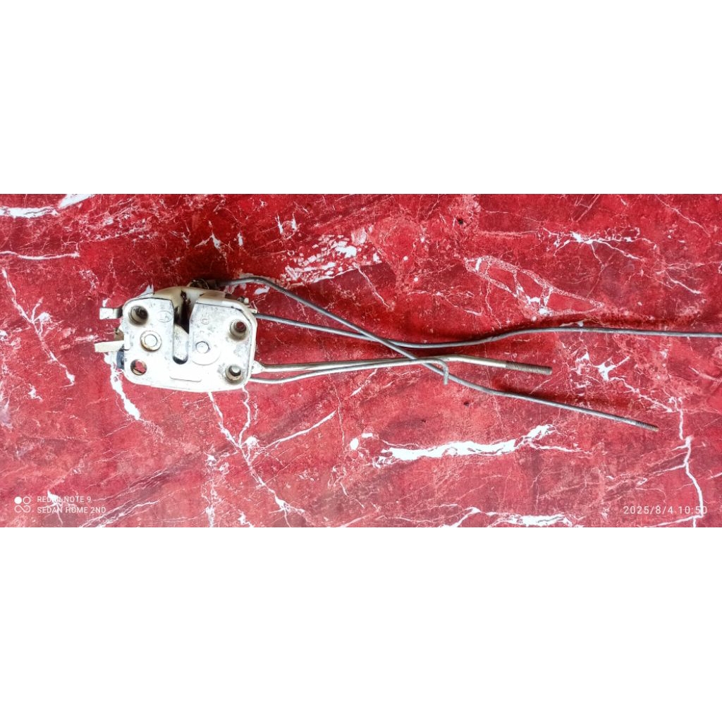 doorlock ford laser GL