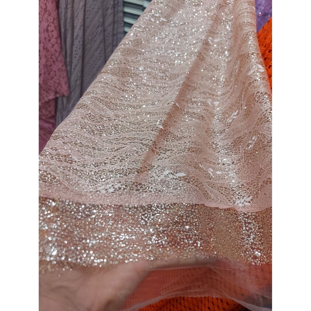 kain bahan brokat premium -kain brokat gliter - kain brokat antik tebel- kain brokat luxury(salem)dr