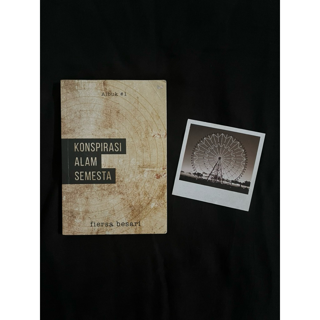 Konspirasi Alam Semesta