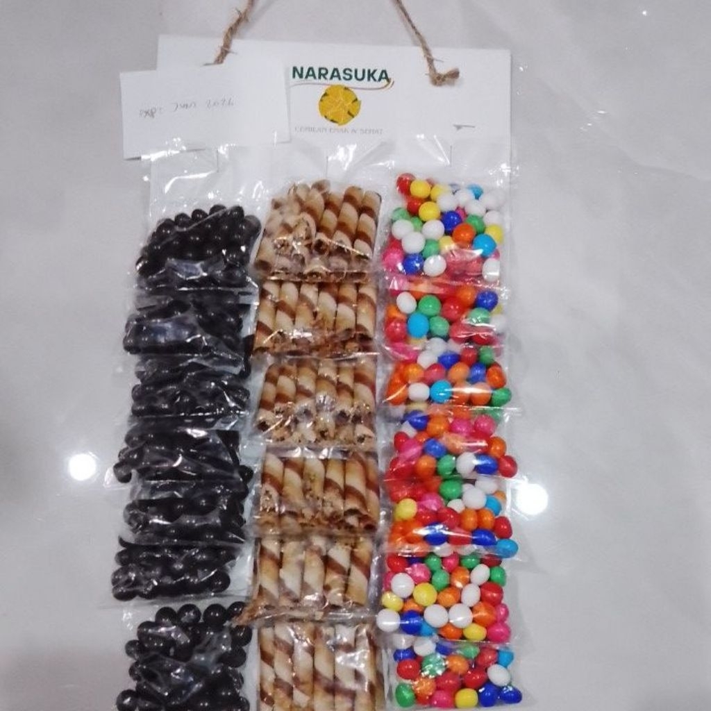 

Jajanan/Cemilan/Snack Manis Murah