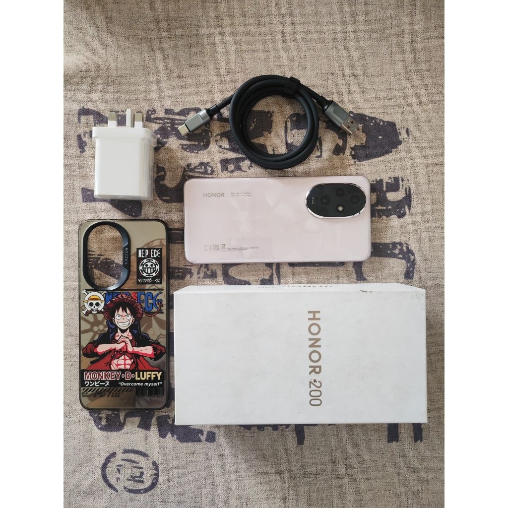 HONOR 200  ®512 GB ( RESMI BEA CUKAI )