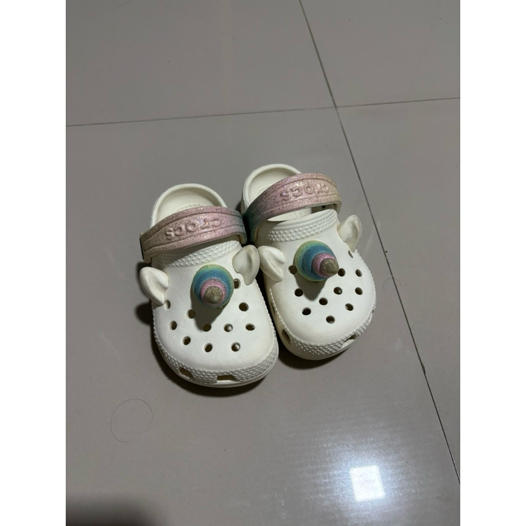 crocs toddler classic unicorn rainbow preloved