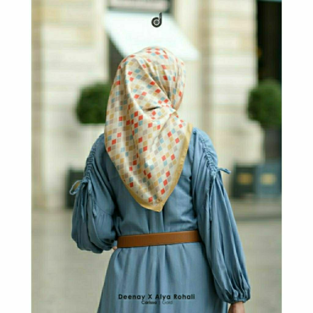 SALE JILBAB DEENAY X ALYA ROHALI CARISSA GOLD ( KEMASAN ZIPLOCK )