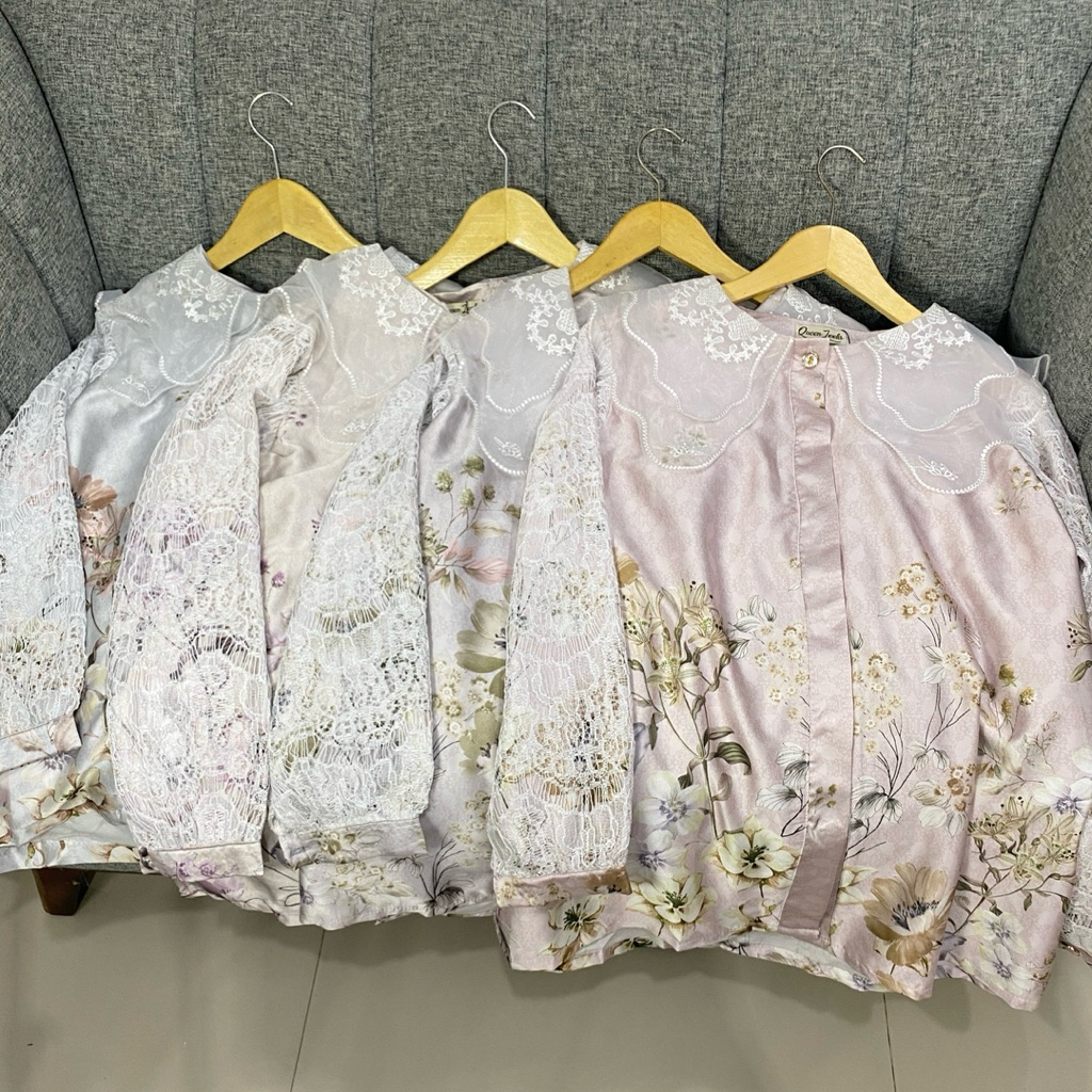 Kemeja silk wanita / Kemeja silk motif / Kemeja silk premium / Atasan silk wanita / Kemeja silk bord