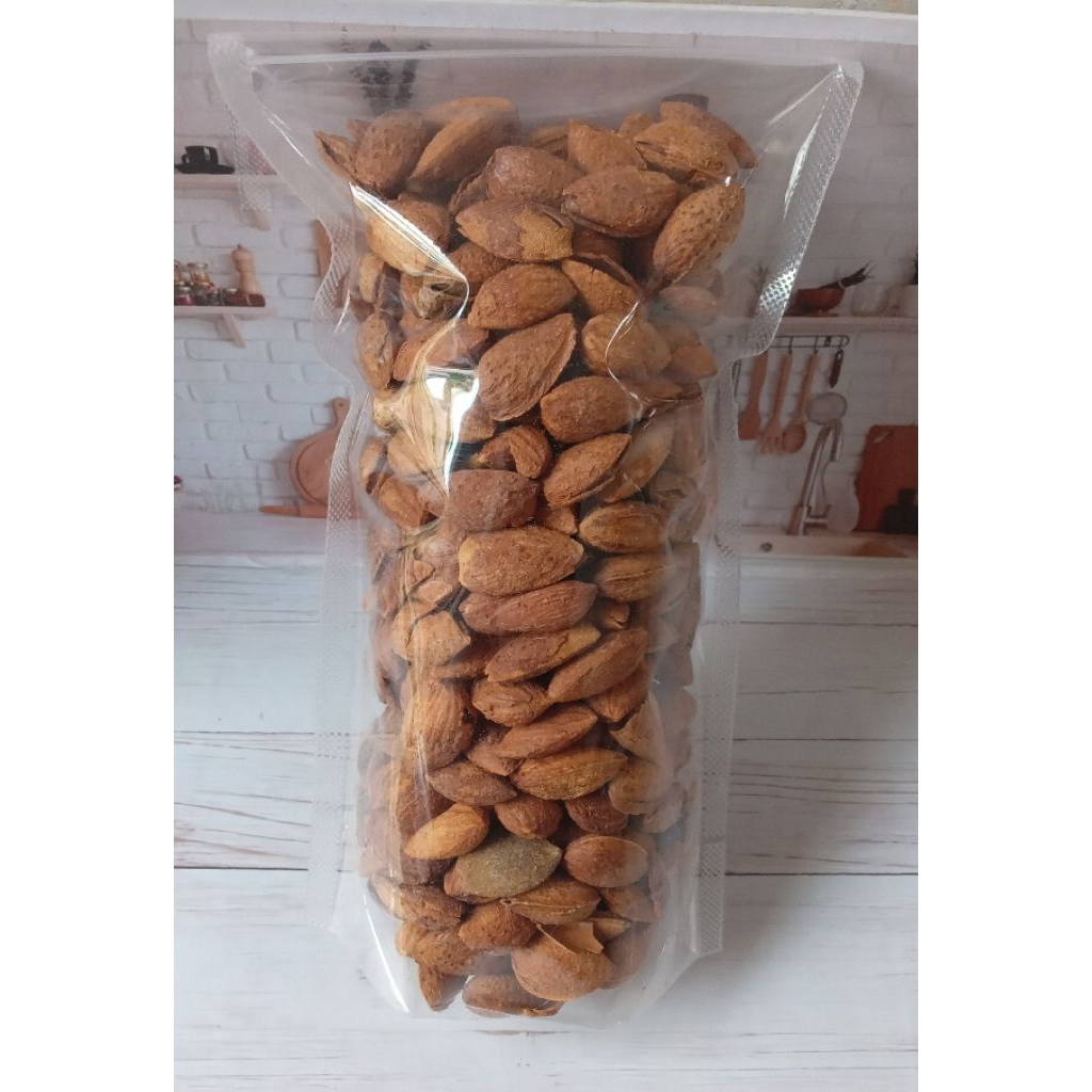 

Kacang Almond Buttermilk || Kacang Almond Cangkang 500gr
