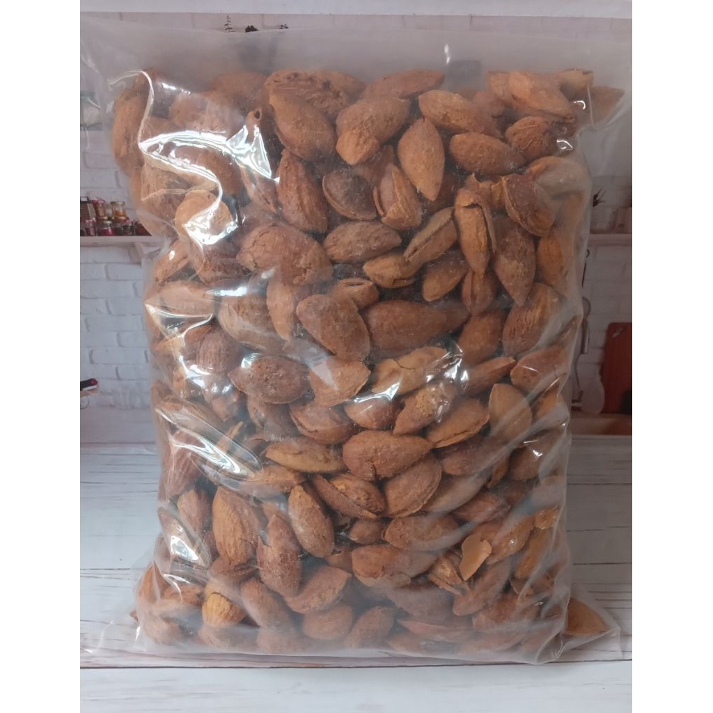 

Kacang Almond Buttermilk || Kacang Almond Cangkang 1kg