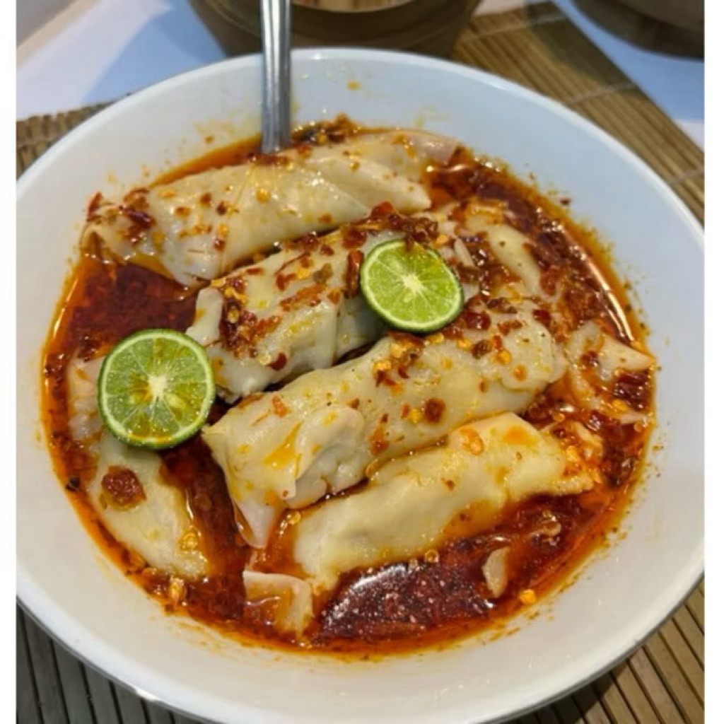 

Pangsit kuah tulang rangu