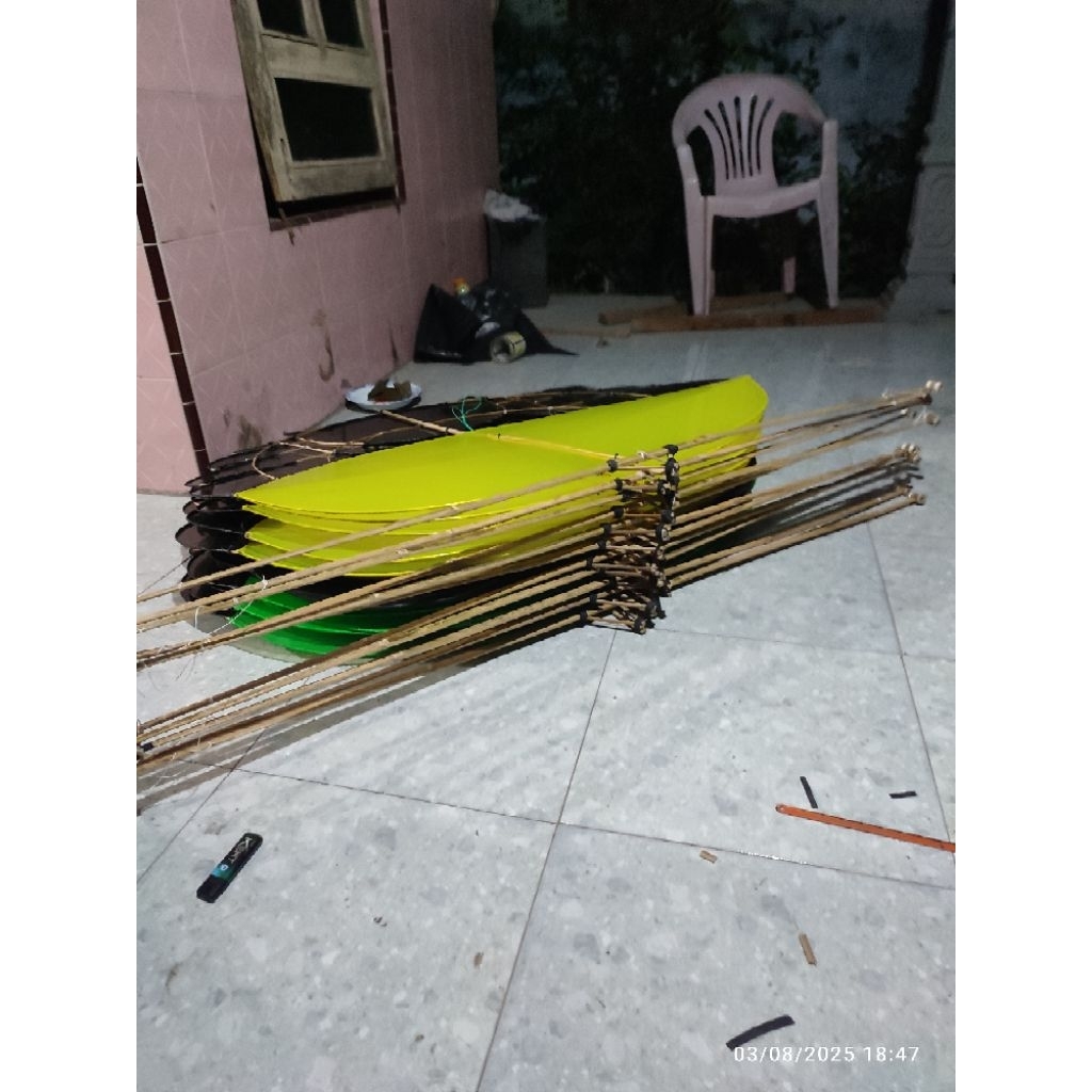 LAYANGAN GAPANGAN RAM-RAMAN EMPET 1 METER