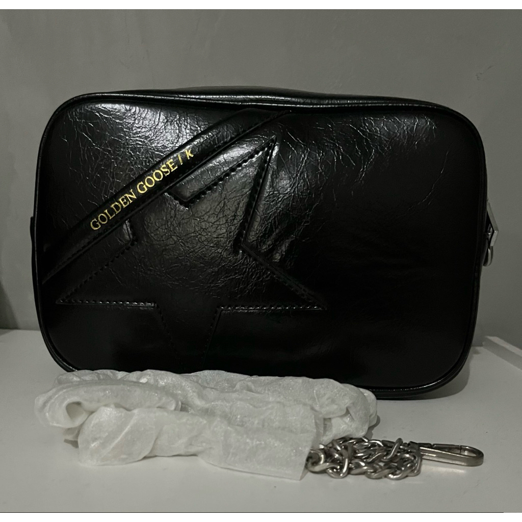 Tas Selempang Wanita Golden Goose