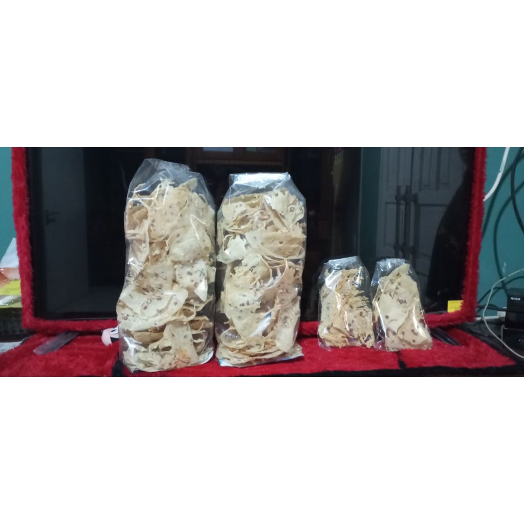 

Rampeyek umma kemasan 500 Gr / peyek umma kacang tanah / rampeyek umma