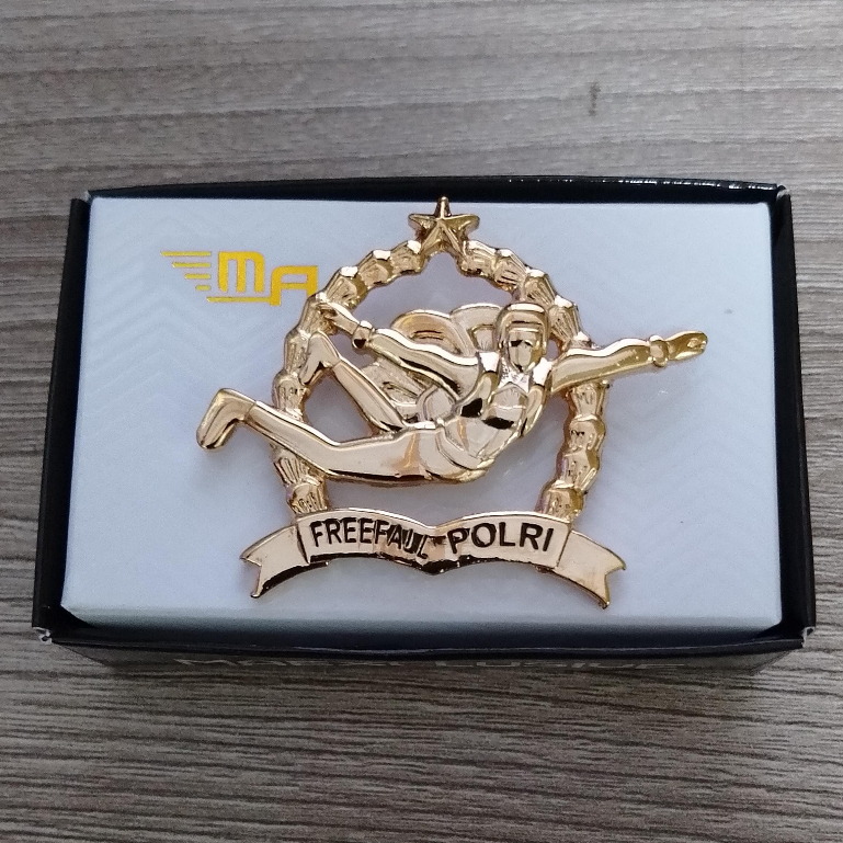 WING FREE FALL POLRI BREVET BIVET FREE FALL POLRI POLISI PIN