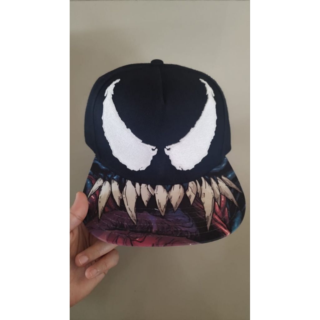 Topi Venom Marvel Official Original 100%