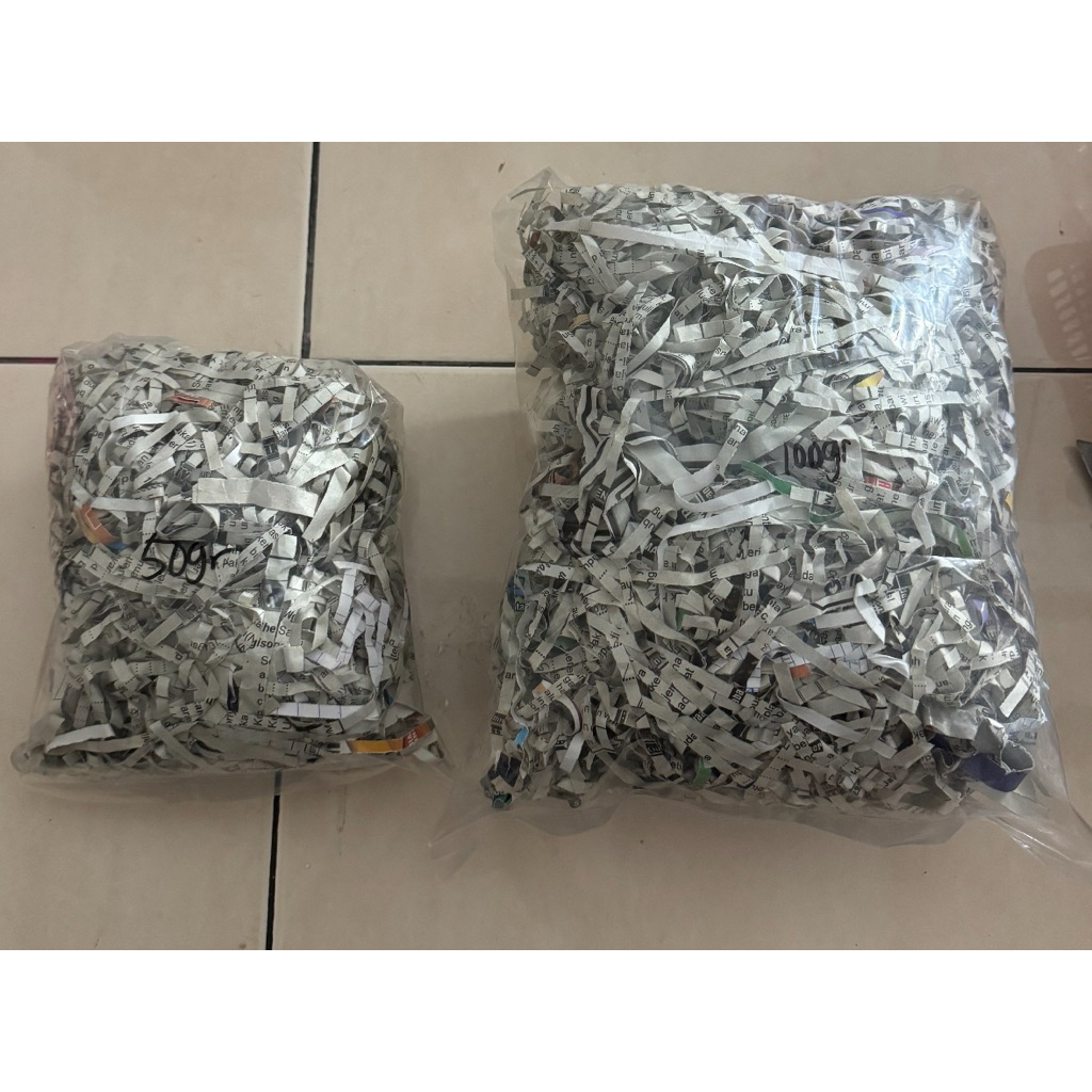 

kertas cacah bekas 50gr kertas cacah bekas 100gr kertas packing anti pecah