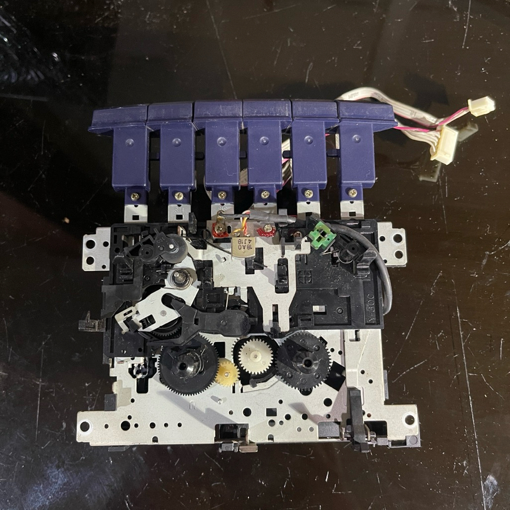 Mekanik Kaset Pita Radio Tape Philips AZ1004