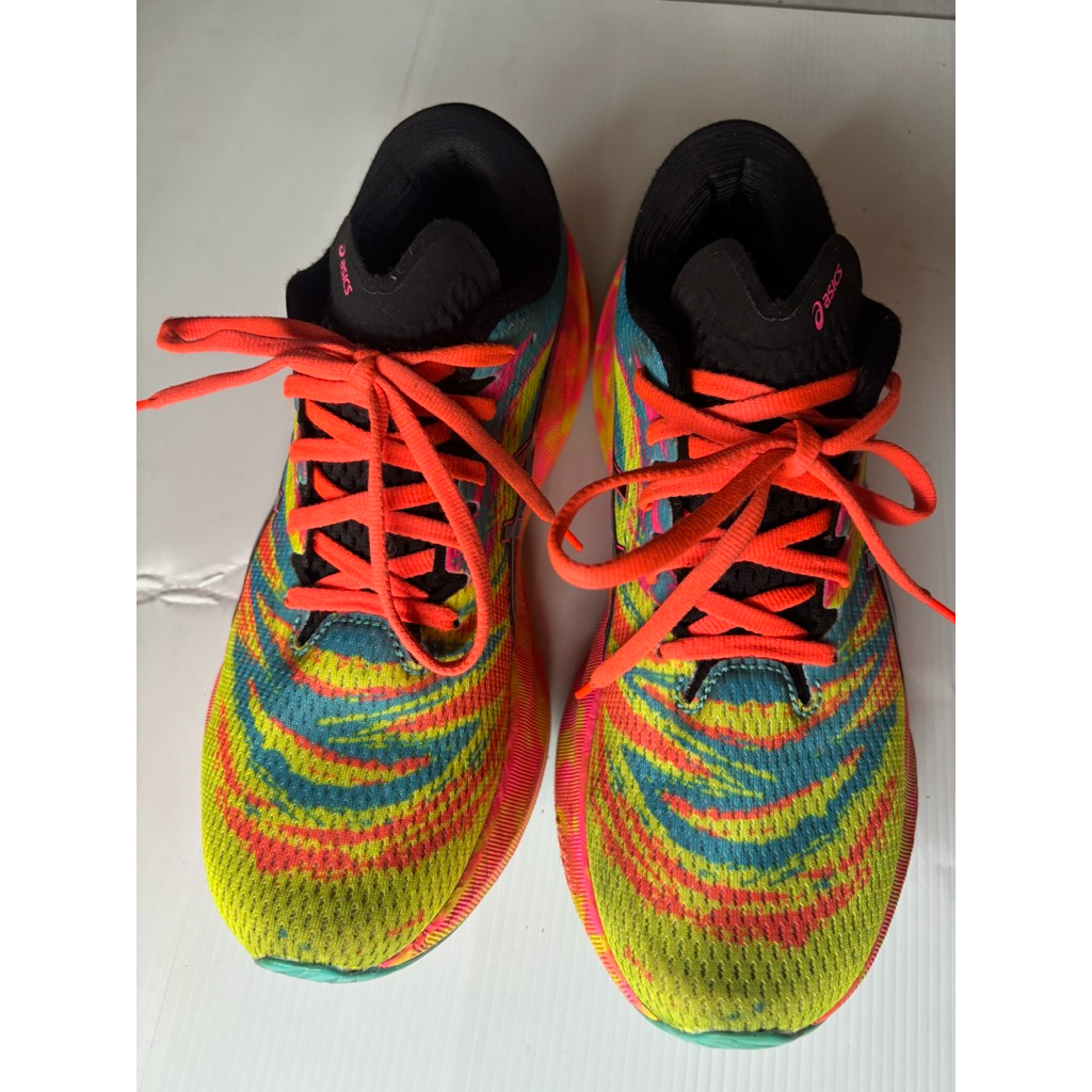 SEPATU ASICS NOVABLAST 3 COLOR INJECTION SIZE 42,5