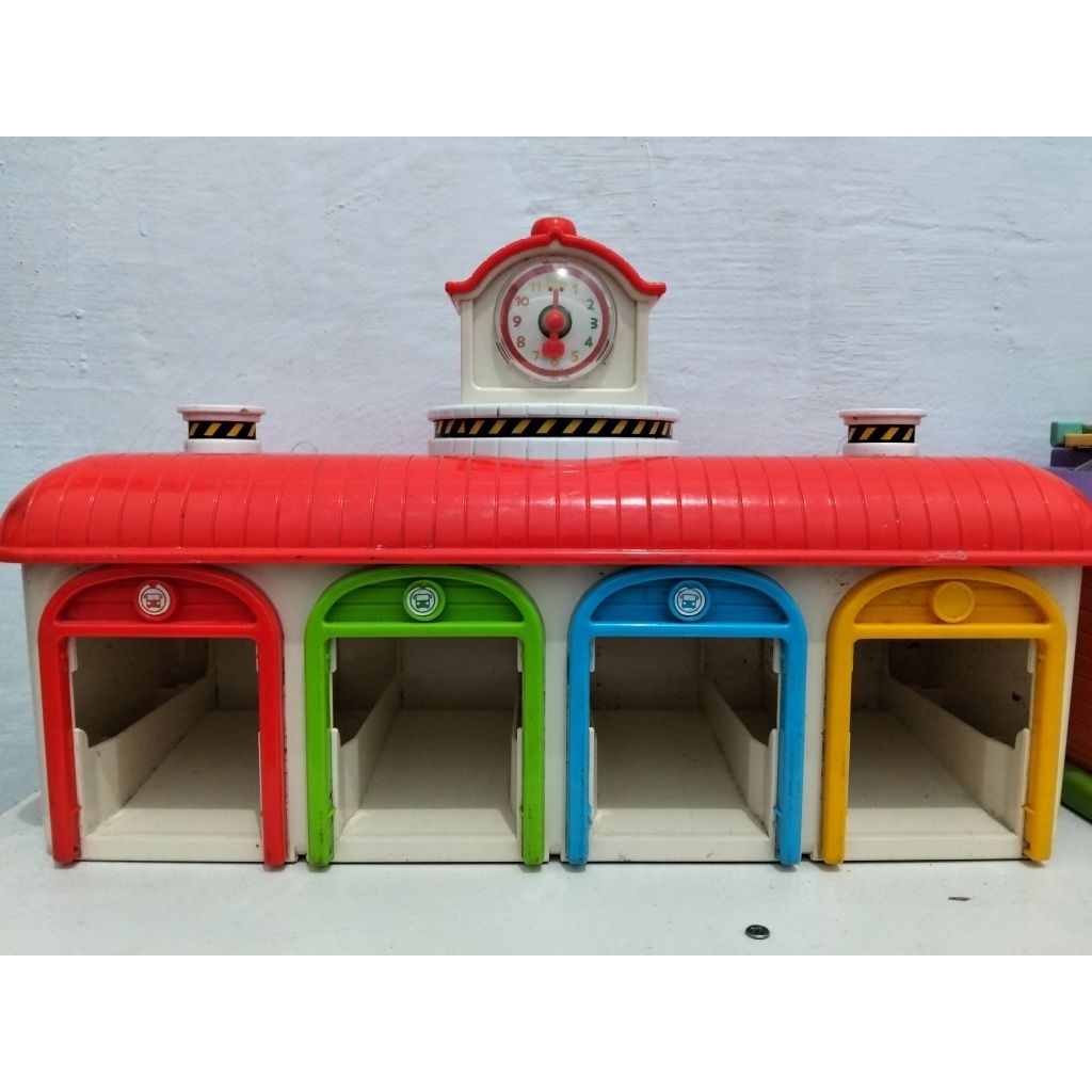 Preloved Garasi Tayo The Little Bus