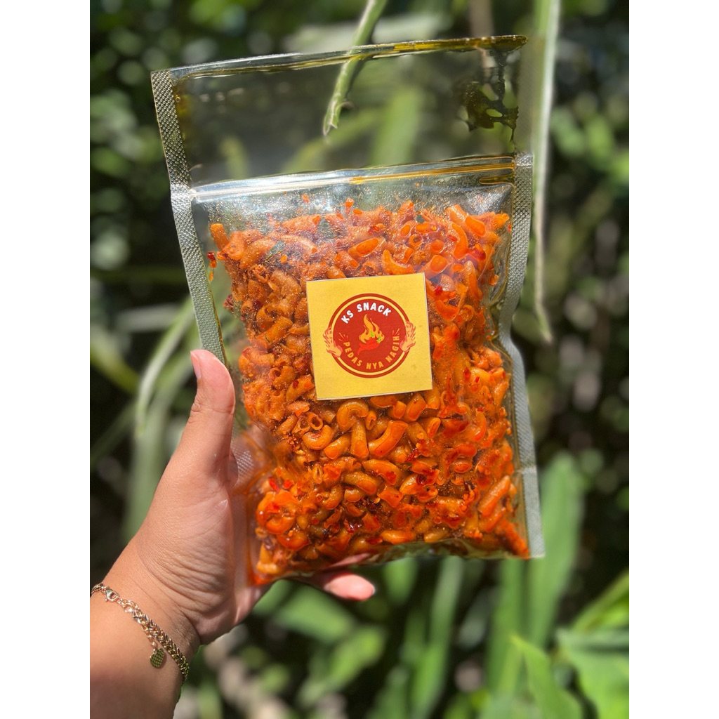 

Makaroni Bantet Bumbu Cikruh Pedas Daun Jeruk Khas Tasikmalaya 250gr