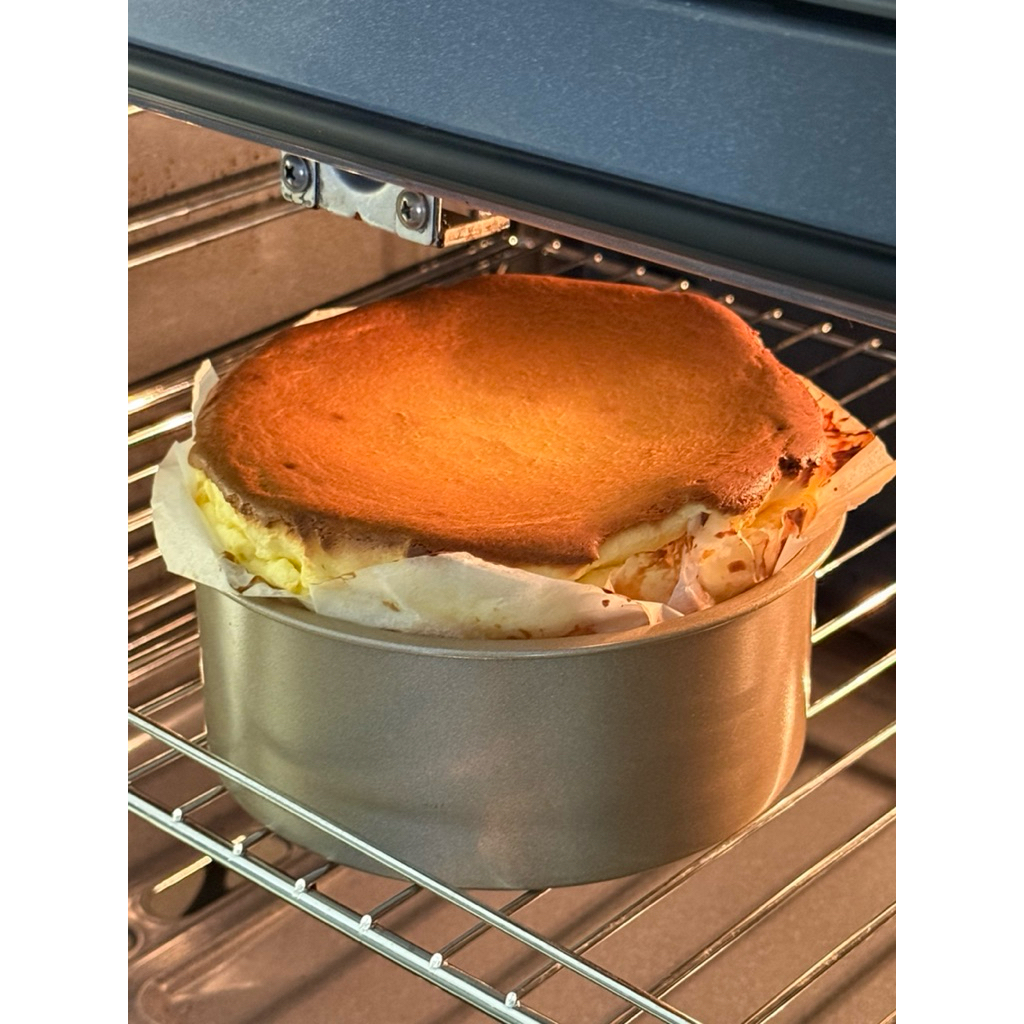 

Basque Burnt Cheesecake