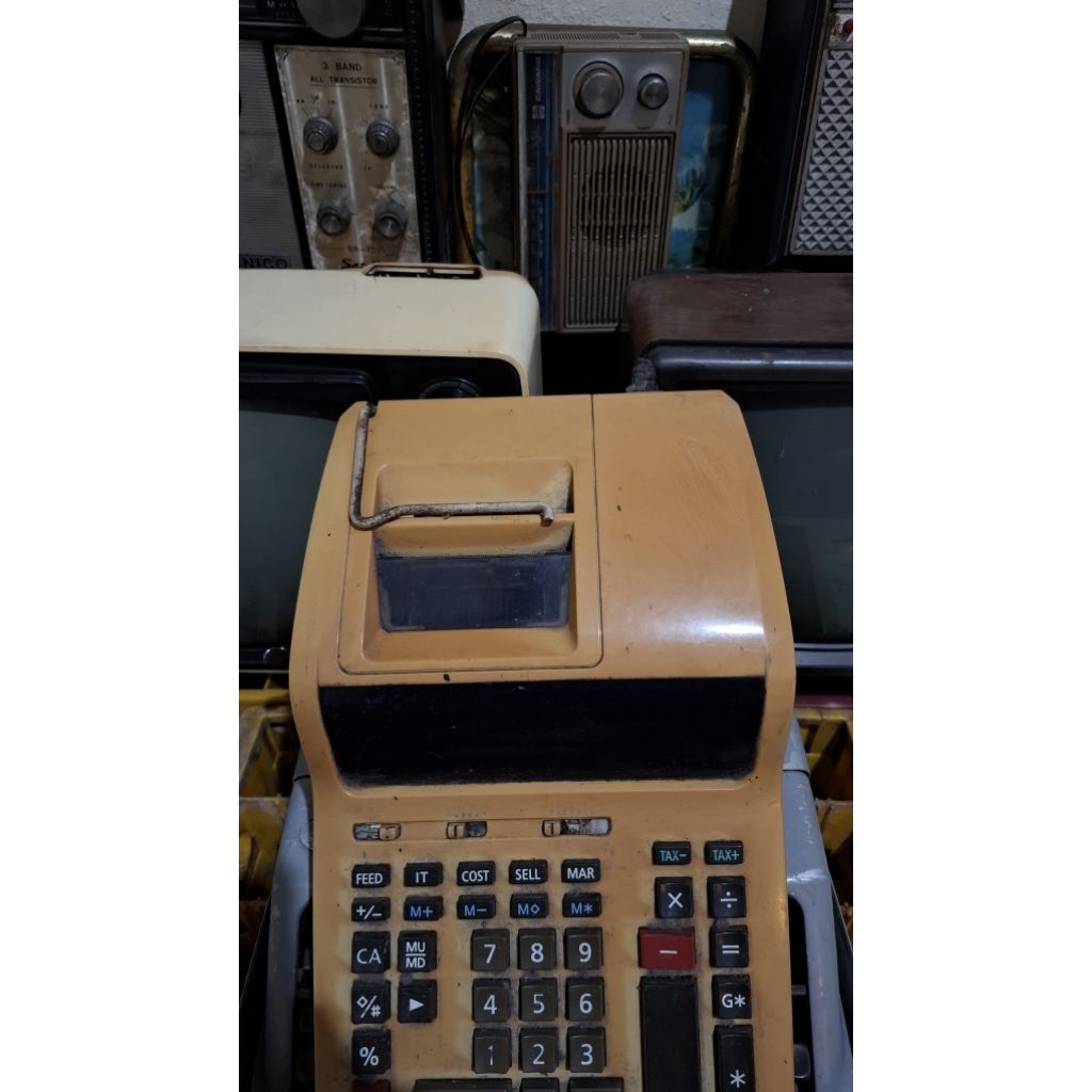 

Kalkulator casio 135rb display vintage jadul kuno lawas antik anggap mati