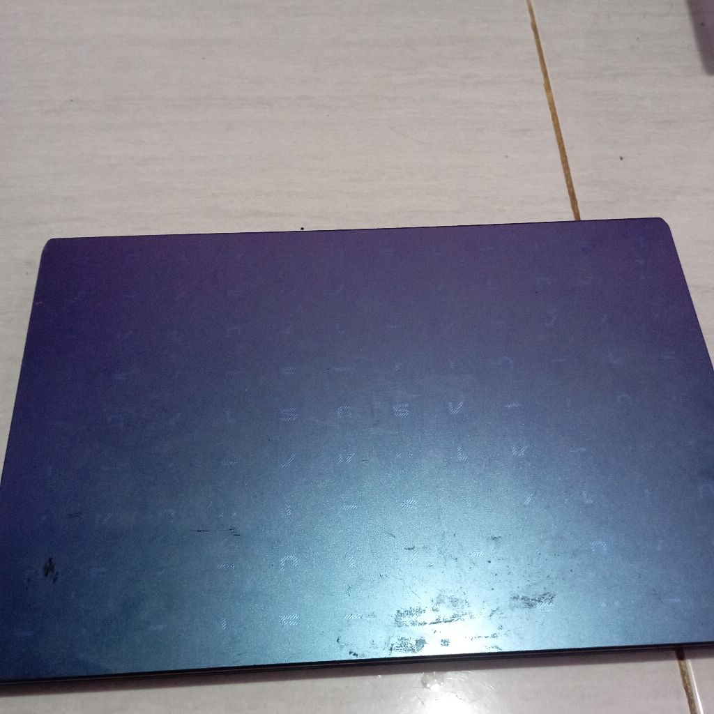 Laptop Asus e410ma