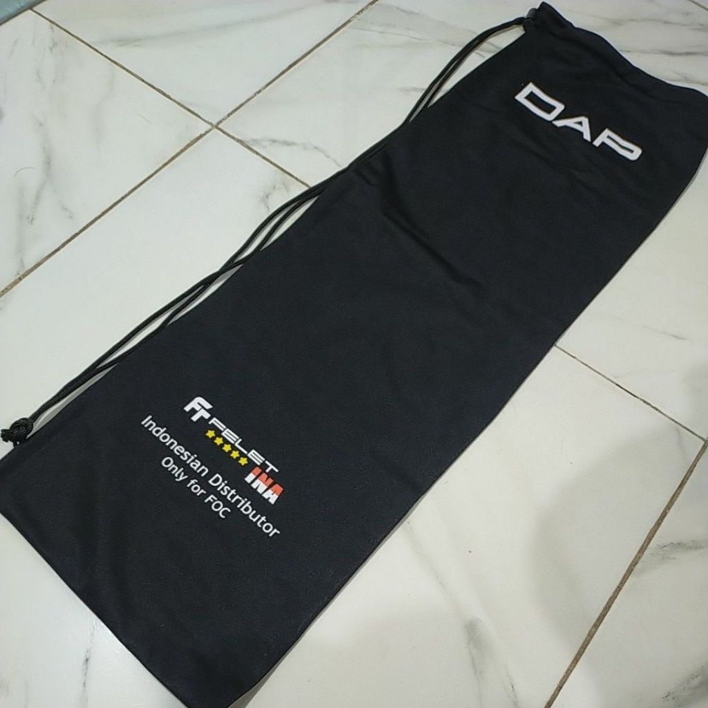 TAS SERUT BADMINTON FELET