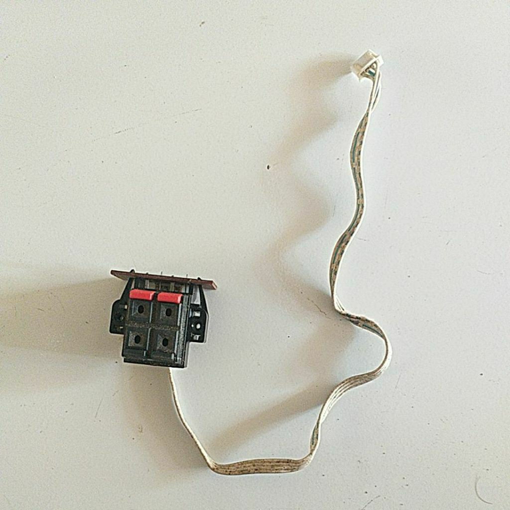 Jack Speaker Tower TV POLYTRON TELEVISI LED TYPE: PLD 24T800