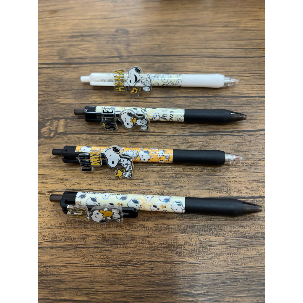 

pulpen snoopy joytop