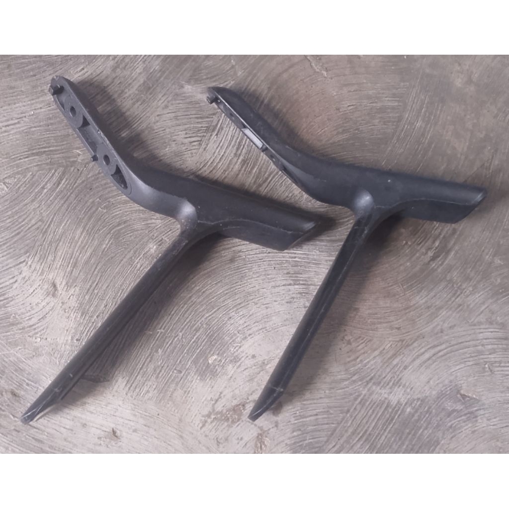 Stand Kaki(1set) TV LG seri 39LB550 / 39LF550 / 42UB820 / 42LY340 / 42UB700 / 42LB550A-TA / 42LF550A