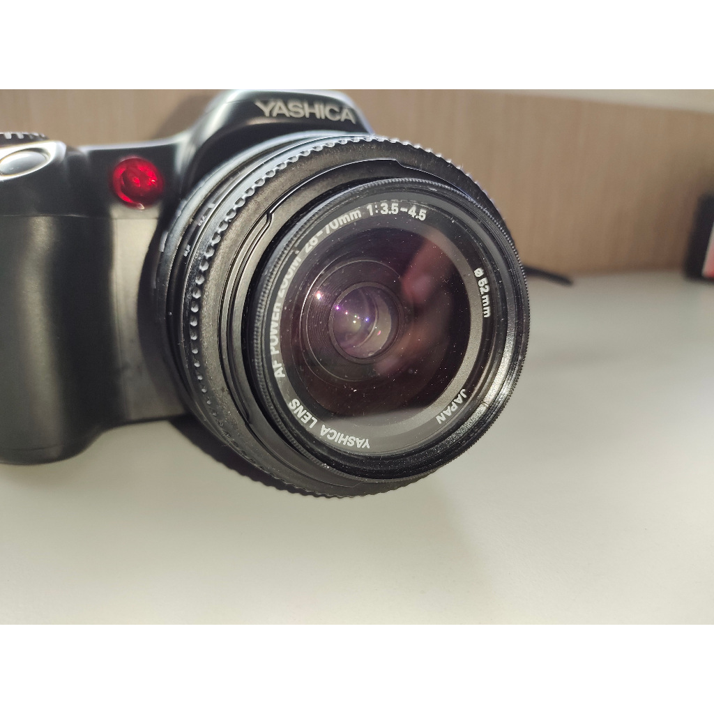 Kyocera SLR Camera Yashica 300 Auto Focus DataBack DA-5 +Yashica Lens