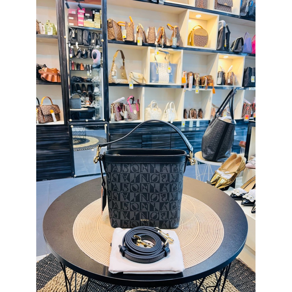 TAS WANITA BONIA HARGA TERMURAH KUALITAS ASLI BARANG BARU BARANG BRANDED