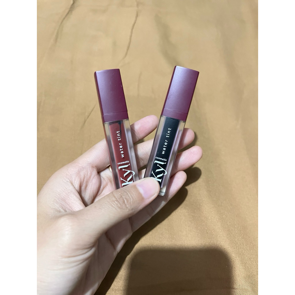 Liptint by kyl.cosmetic produk dari kayla nadira