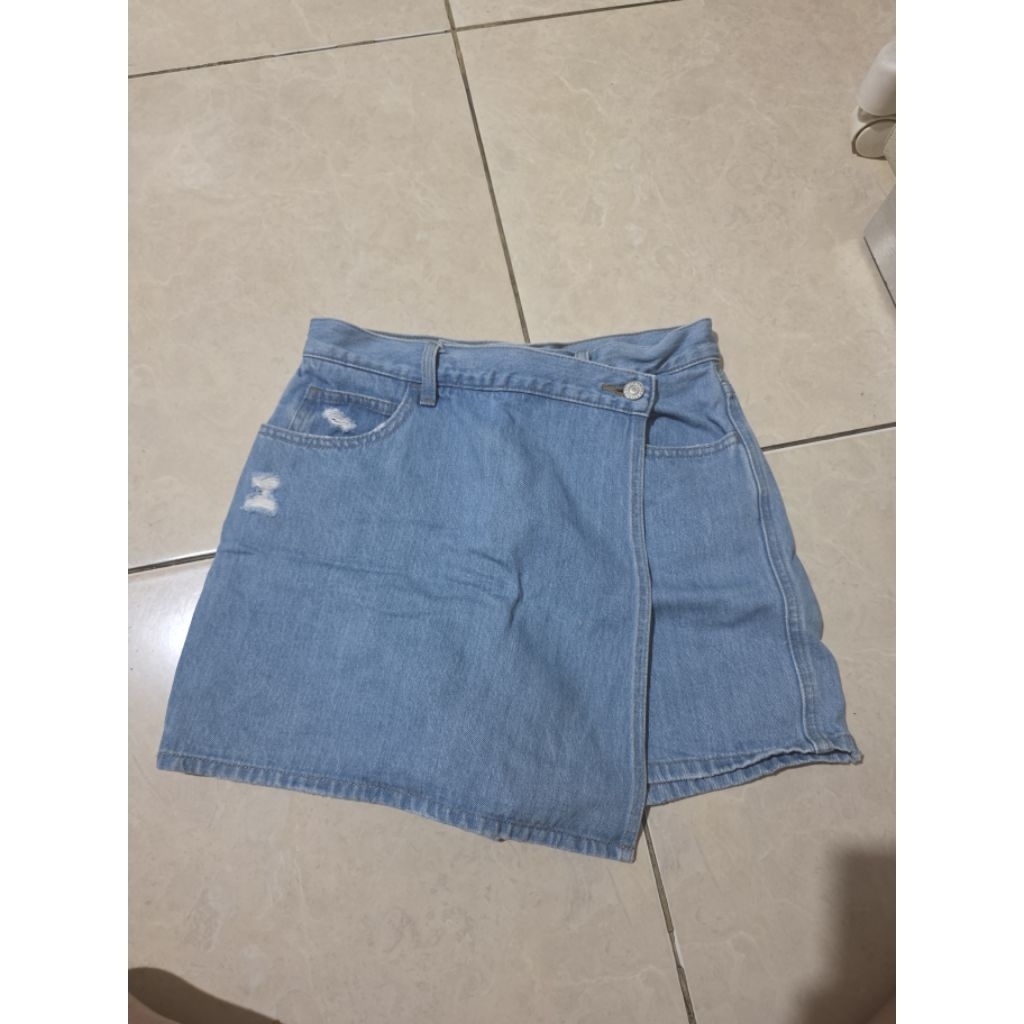 denim skort uniqlo preloved