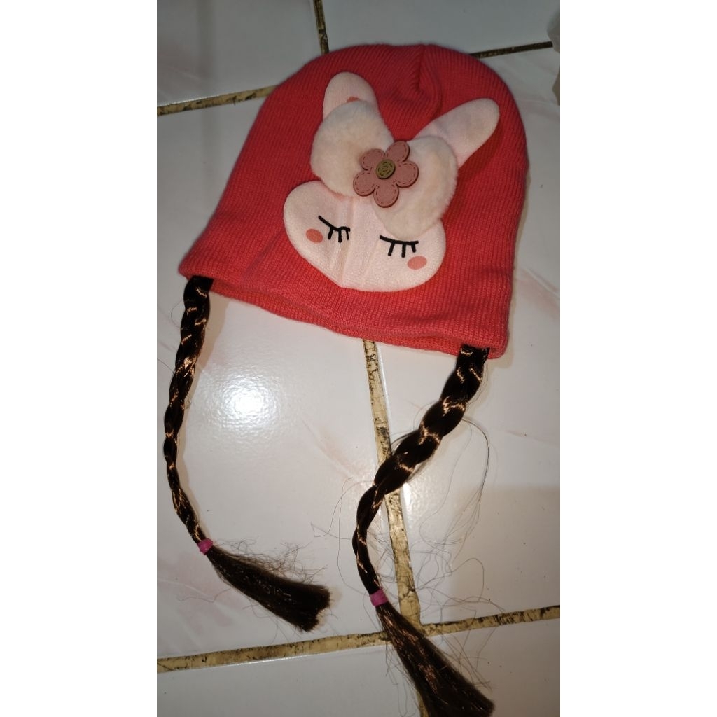 Preloved kupluk rambut palsu anak