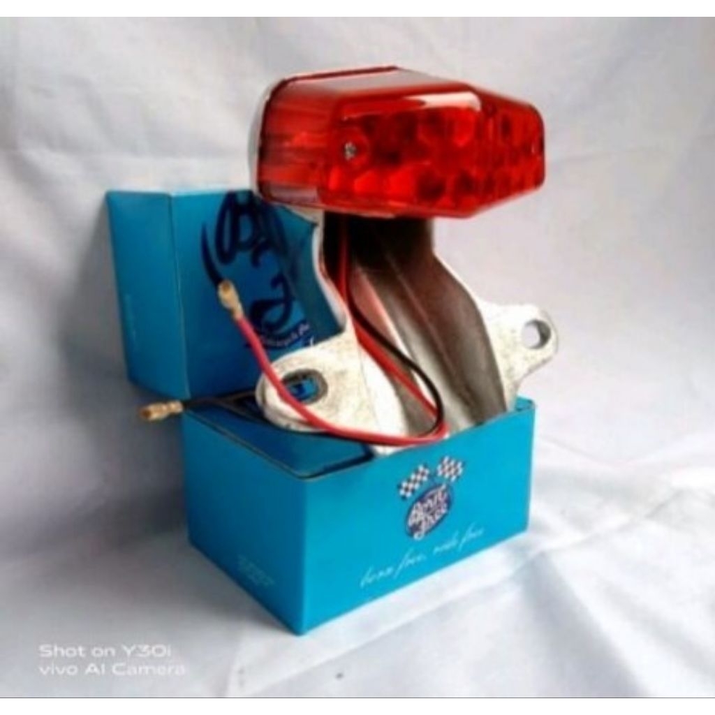 Pangkon Lampu Belakang CB set Lampu Dudukan Lampu Belakang CB Set Lampu