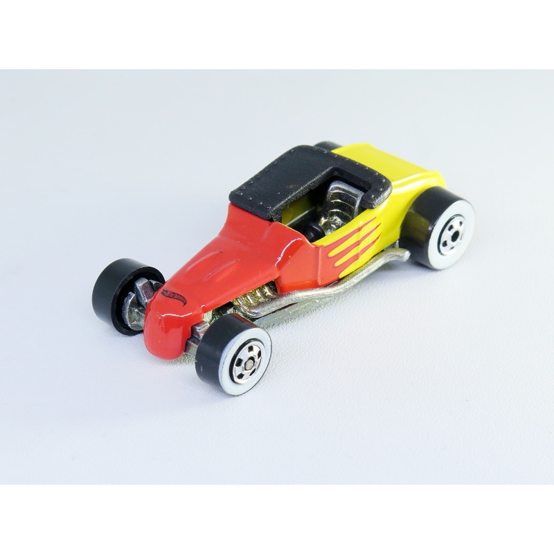 Hot Wheels loose Track T - Target Decades merah kuning