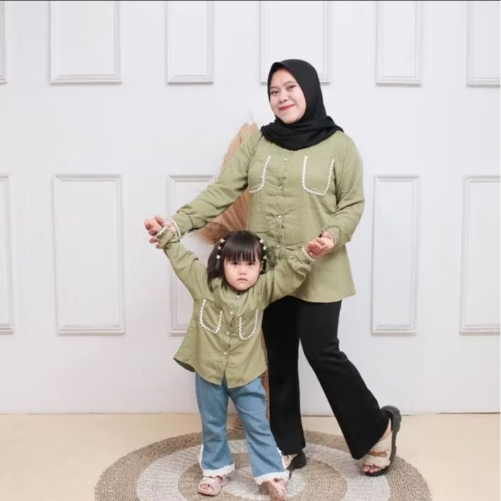Kemeja Shakila Couple Ibu Dan Anak Perempuan / Baju Couple Ibu Dan Anak Perempuan / Blouse Couple Ib