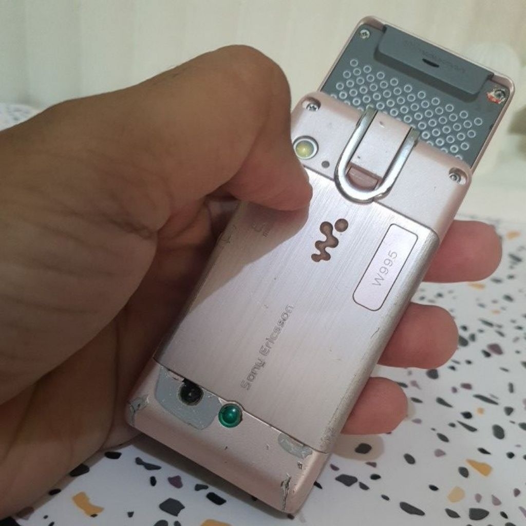 CASING Pink Ori Copotan Sony Ericsson W995