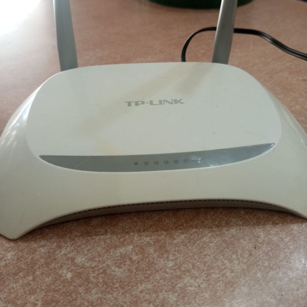 TP-LINK TPLINK TL-WR842N WIRELESS ROUTER WIFI  300Mbps (Bekas Normal)