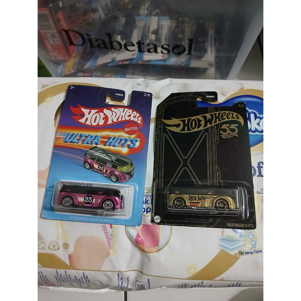 hotwheels ultra hot