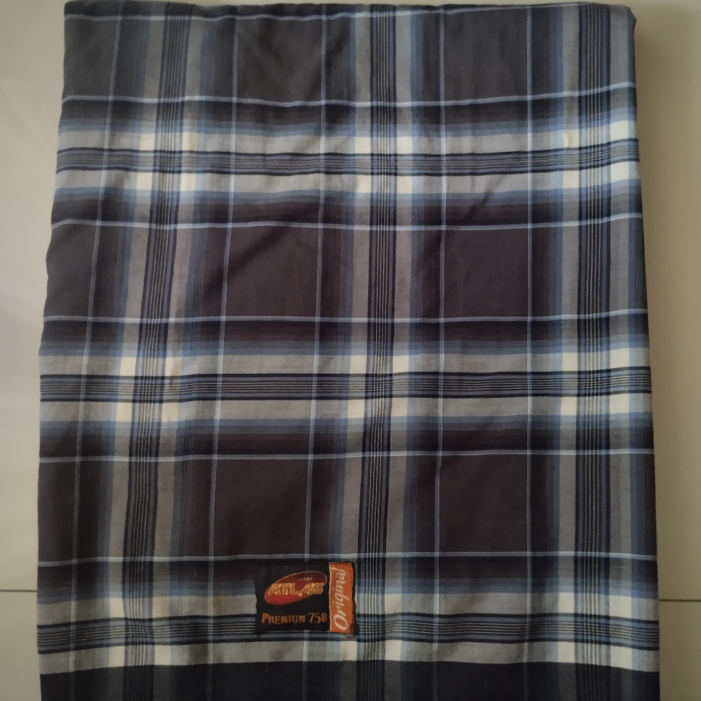 Sarung Atlas Premium 750 Jadul Biru Navy Abu Muda Kotak-Kotak (Preloved/Second)