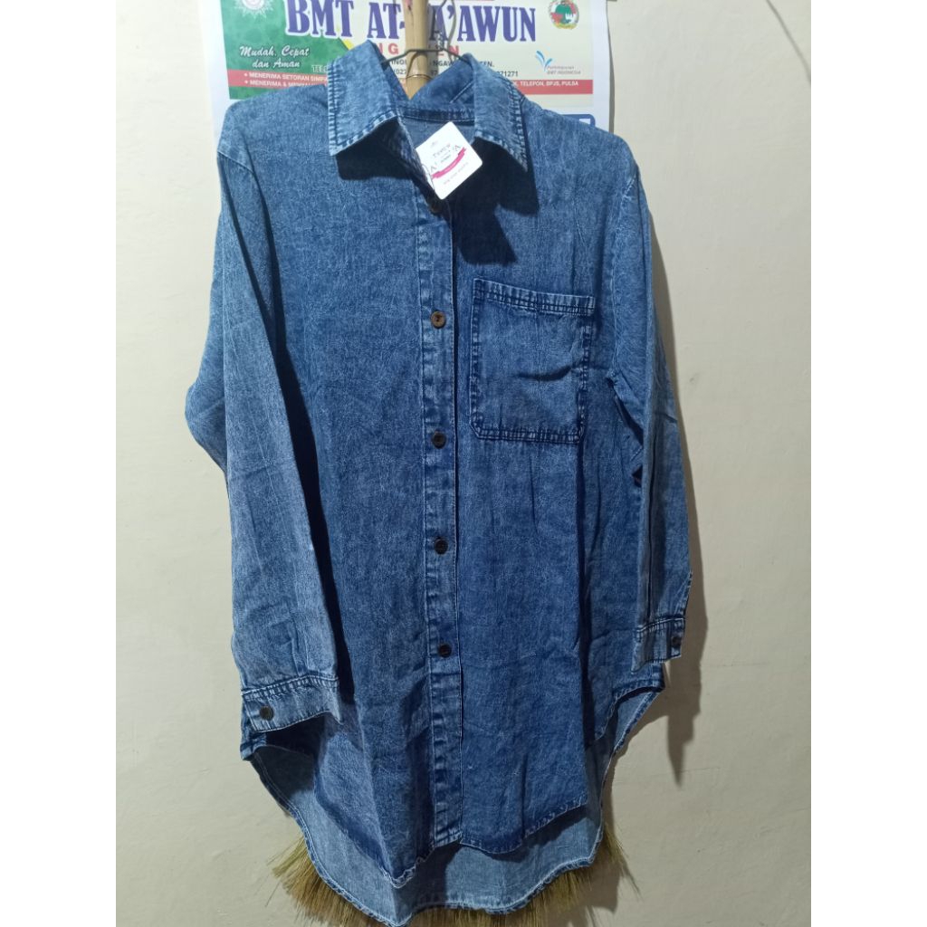 kemeja levis wanita