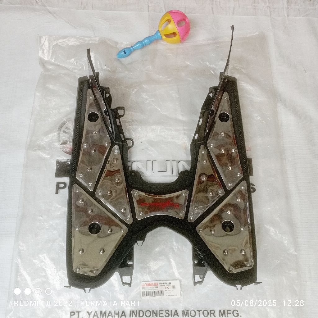 bordes lantai pijakan injakan kaki yamaha xeon karbu xeon rc xeon gt 125 44D variasi aksesoris yoshi