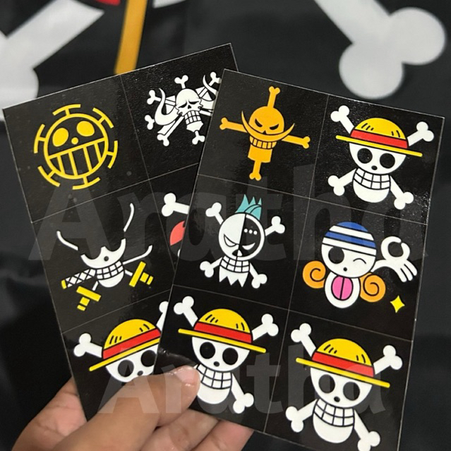 

( Isi 20 pcs ) stiker one piece hologram / non hologram