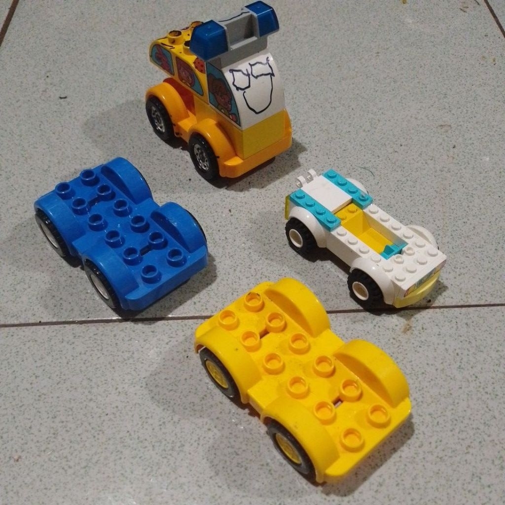 (Kendaraan B-17) Mainan kendaraan Lego Duplo brand Dan No Brand second bekas