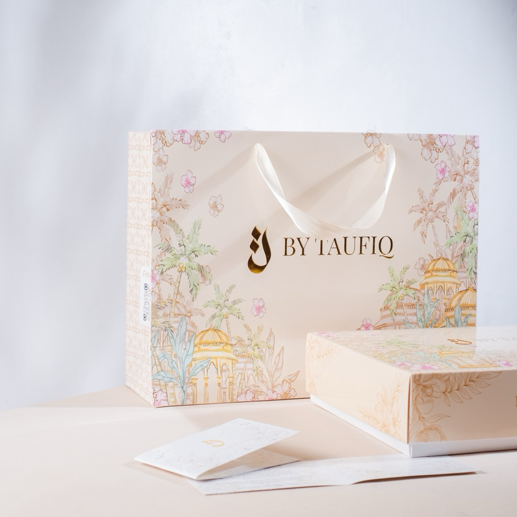 

Box Hampers Premium | Kotak Kado Mewah + Bubble Wrap Aman