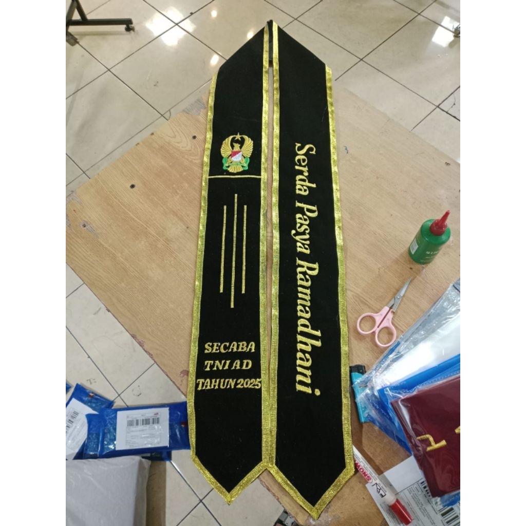 SELEMPANG LEHER TNI POLRI