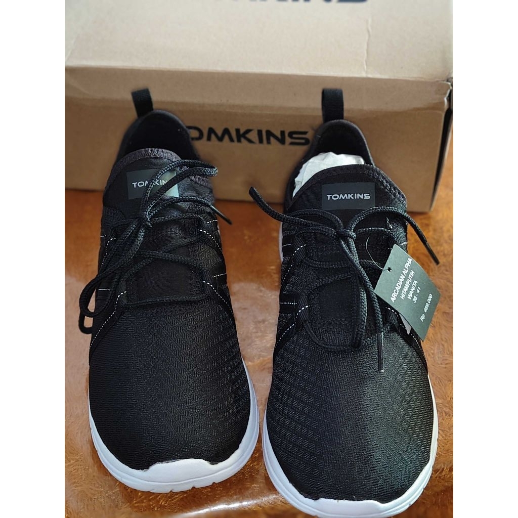 Sepatu TOMKINS Sekolah Hitam