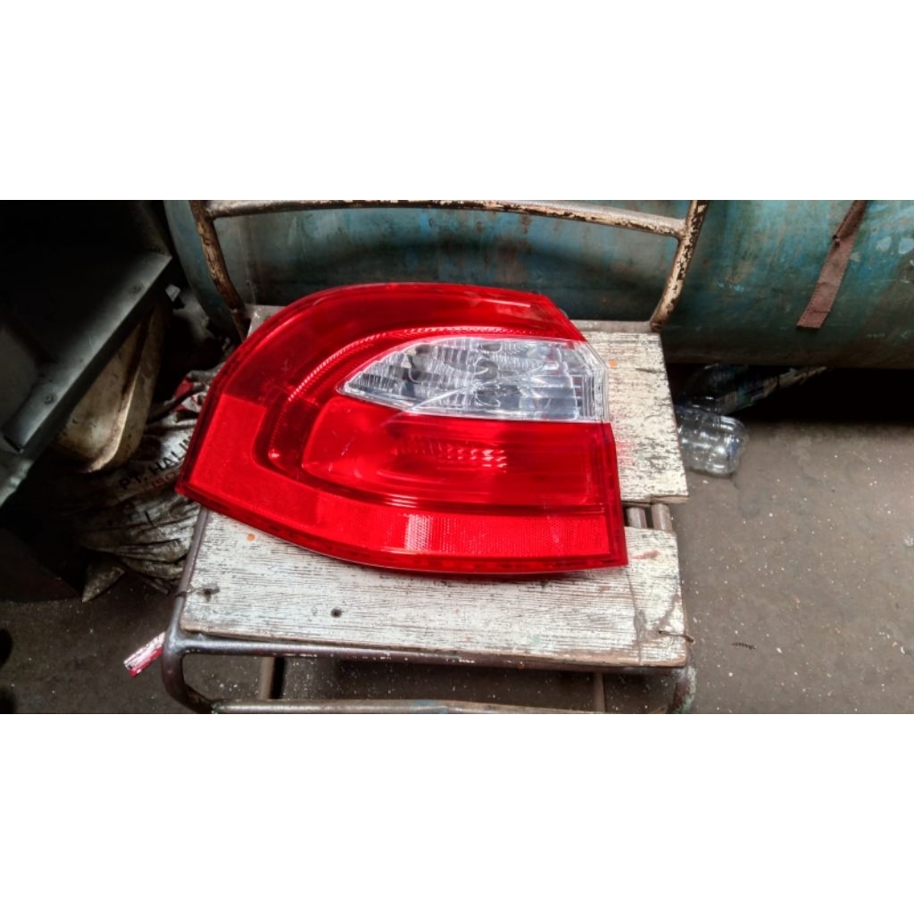 LAMPU BELAKANG KIA RIO 2012-2015 ORIGINAL, STOPLAMP KIA RIO, LAMPU REM KIA RIO 2012 ORIGINAL