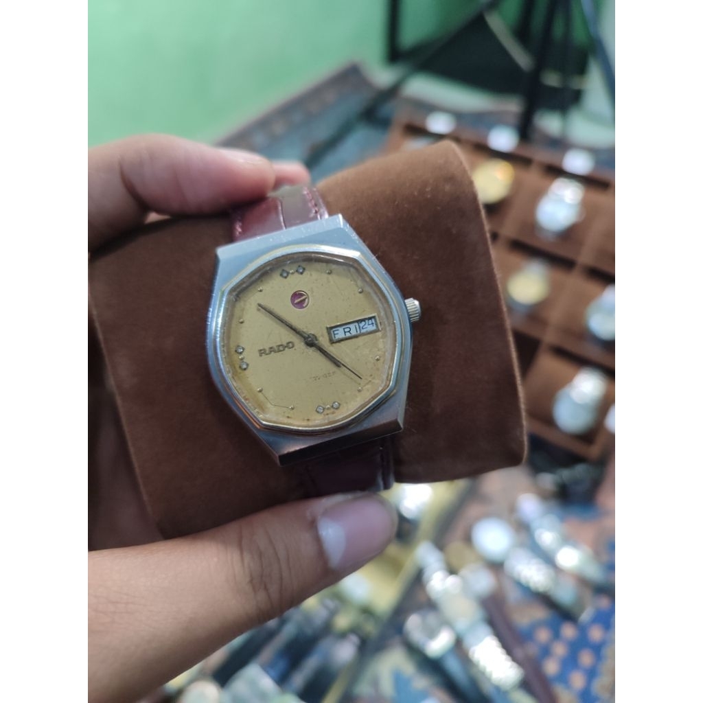 rado voyager unique case automatic vintage 1970s