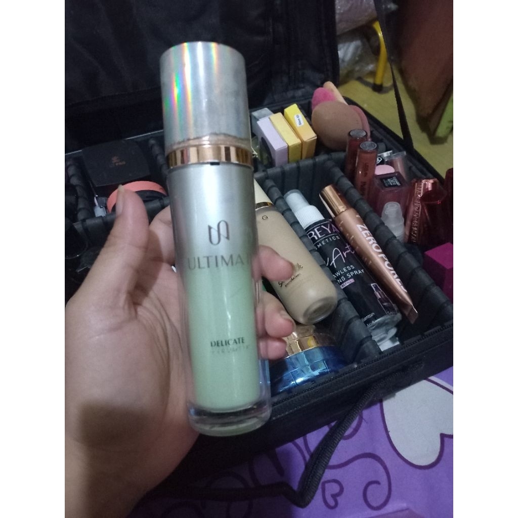 primer ultima warna hijau